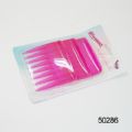 Plastic comb